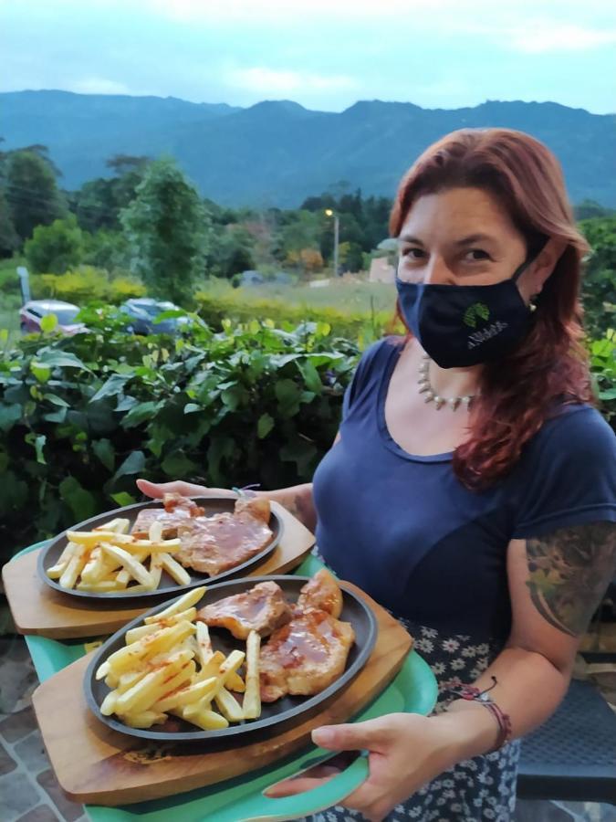 De Angeles Glamping Campsite Anolaima